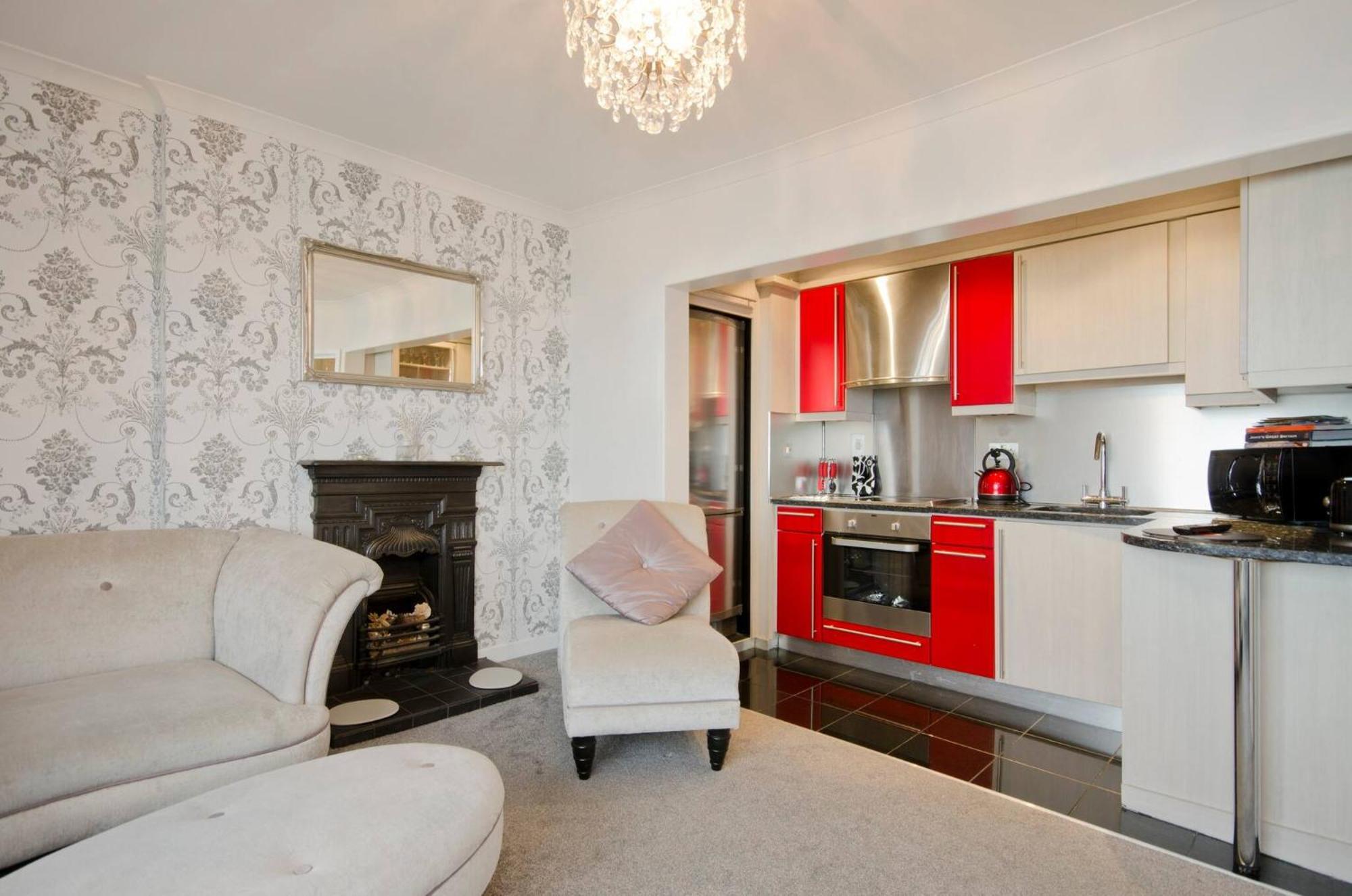 Seaview Regency Apartment With Private Parking ブライトン エクステリア 写真